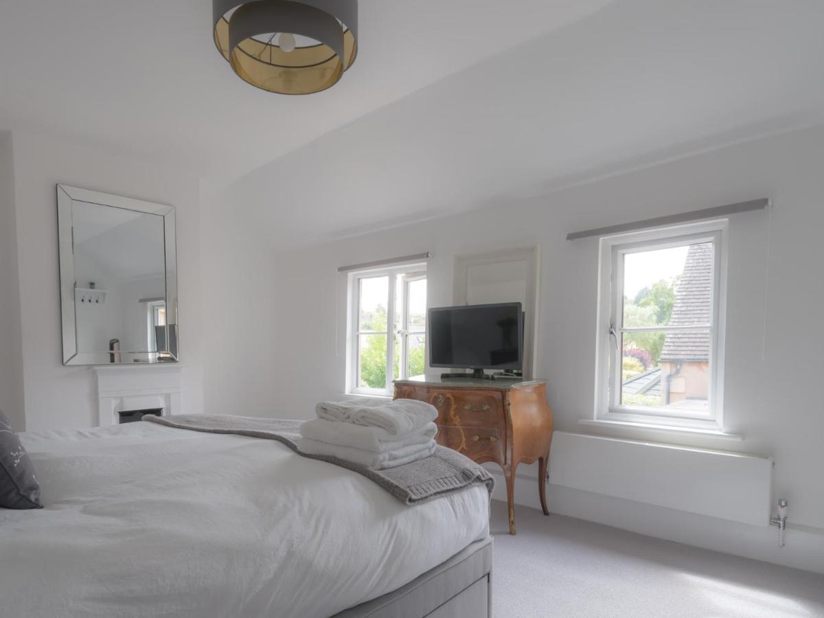 Pass The Keys Stunning 17Th Century 3 Bedroom Cottage Chipping Campden Exterior photo